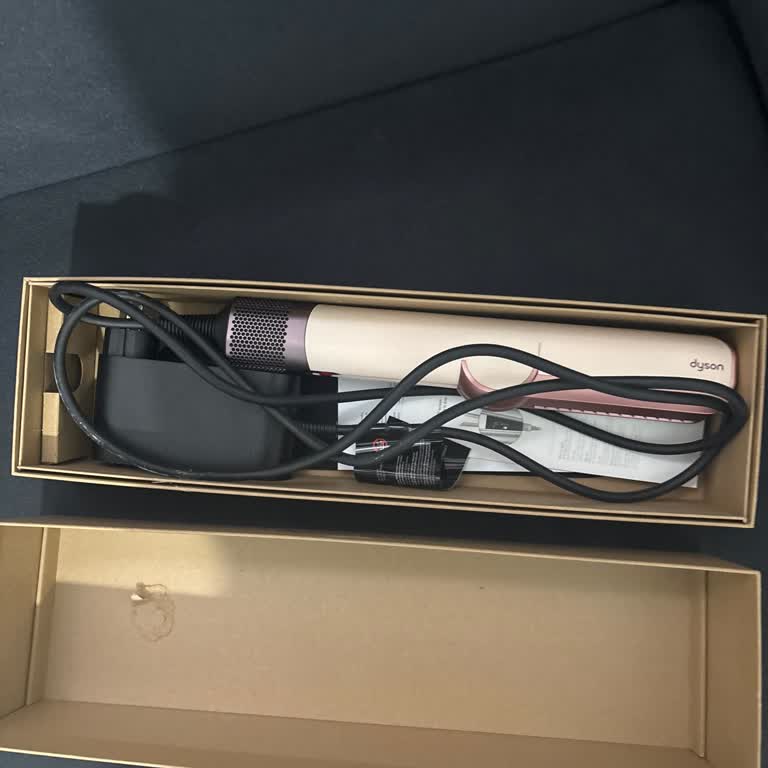 Dyson Airstrait Satın Aldığımda Taşıma Çantası Gelmemesi Beni Hayal Kırıklığına Uğrattı