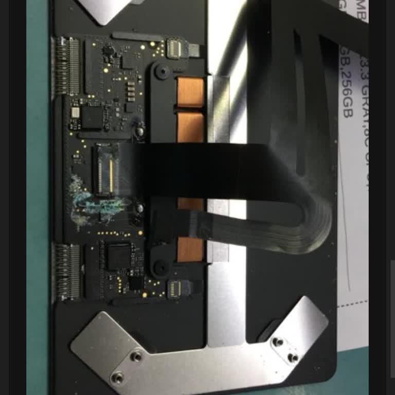 Garanti Altındaki MacBook Air Trackpad Arızası İçin 4.200 TL Aşırı Servis Ücreti İptali Talebi