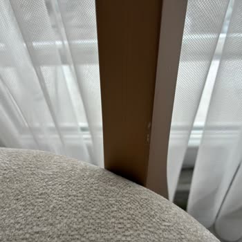 Kelebek Mobilya 6 Sandalyeden 4 Tanesinde Ciddi Deformasyon Mevcut