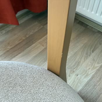 Kelebek Mobilya 6 Sandalyeden 4 Tanesinde Ciddi Deformasyon Mevcut