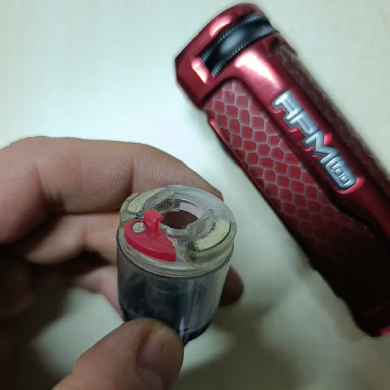 Kırık Ve Hasarlı Ürün, Satıcı Profilini Kapatmış, İade Talebi Yanıtsız