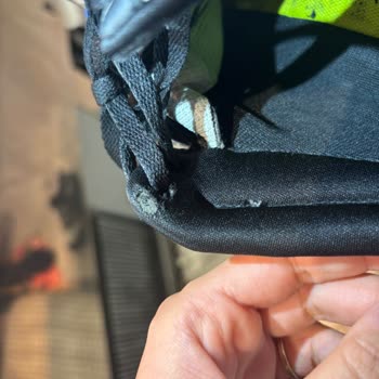 Skechers Refund Request for Defective Waterproof Running Shoes