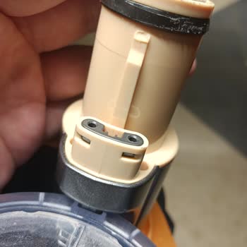 Kırılan Süpürge Parçası İçin Garanti Kapsamında Ücretsiz Değişim Talebi