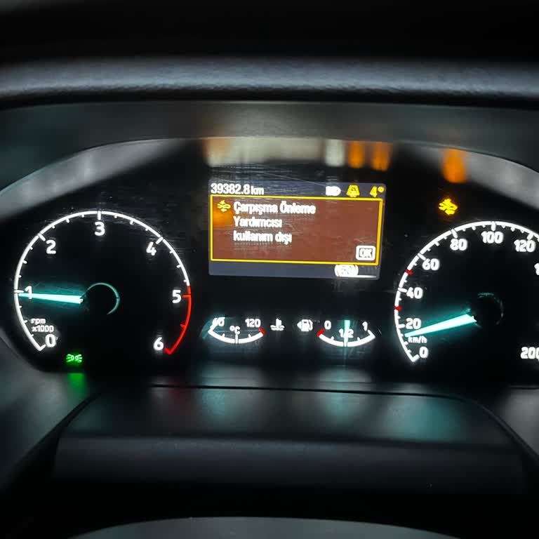 Ford Custom 2023 Güvenlik Paketi Arızası Ve İlgisiz Servis Tutumu