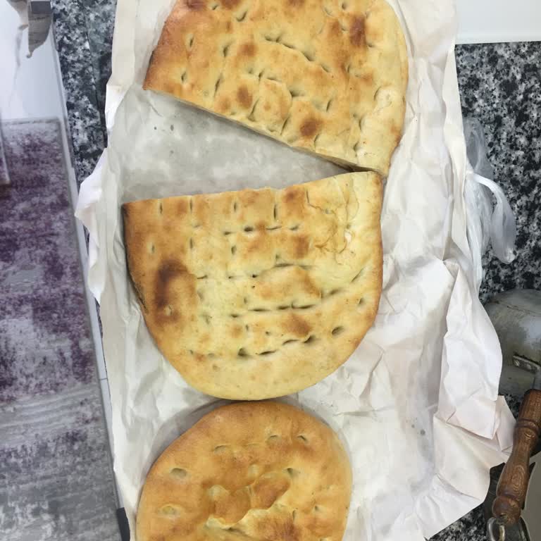 Sinan Usta Pide Salonu Hesapta Toplam Tutarın 270 TL Olması Gerekirken 370 TL