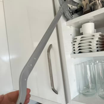 Samet A. Ş. Dolap Kapak Mekanizması Kırıldı Ve Uyumlu Yedek Parça Talebi