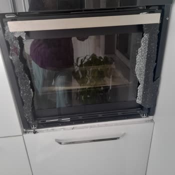 Arçelik Ankastre Fırın Camı Patladı, Güvenlik Riski Ve Ücretsiz Değişim Talebi