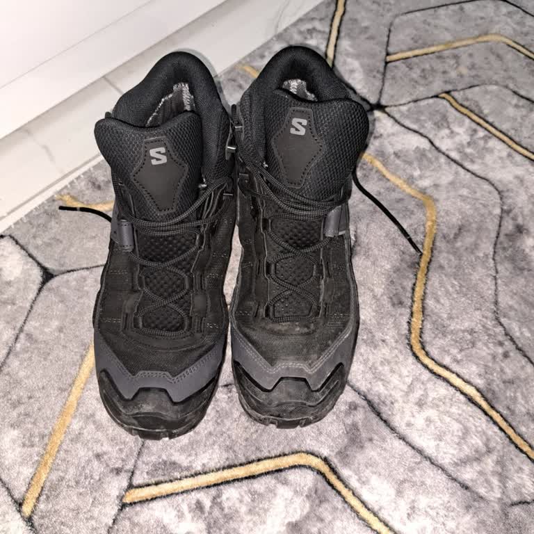 Hepsiburada Satıcısından Aldığım Outdoor Bot Su Aldı, Onarım Yapılmadı Ve İade Talep Ediyorum