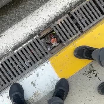 İGA İstanbul Havalimanı Ayağım Kırılacaktı Neredeyse