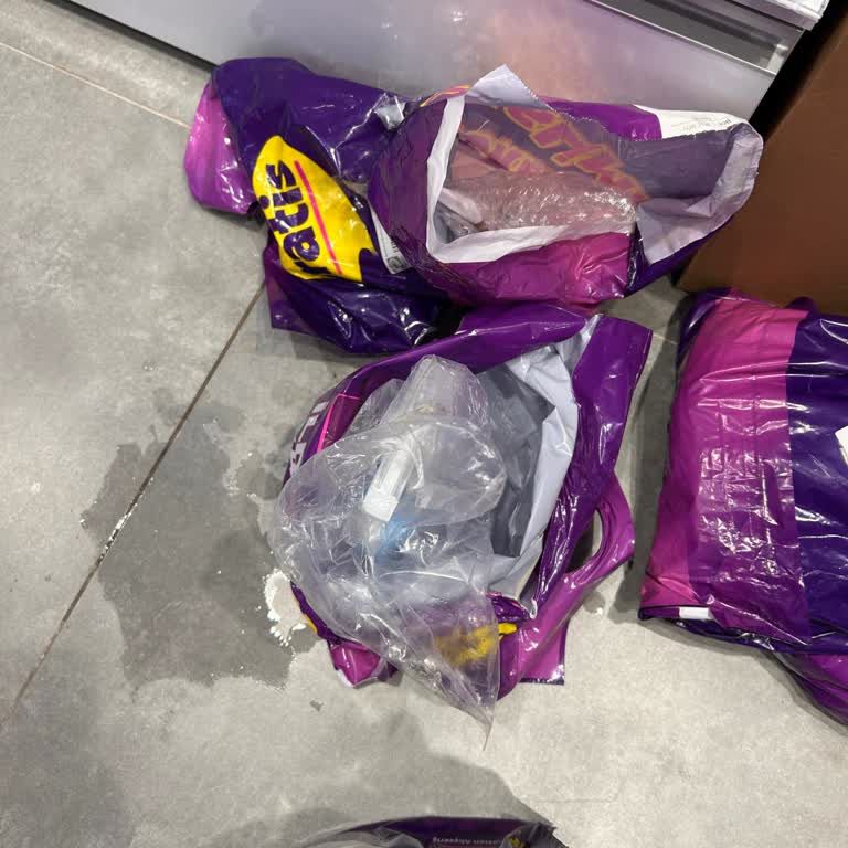 Özensiz Paketleme Sızıntıya Neden Oldu, Tek İade Yetmedi: İndirimli Yeniden Gönderim İstiyorum