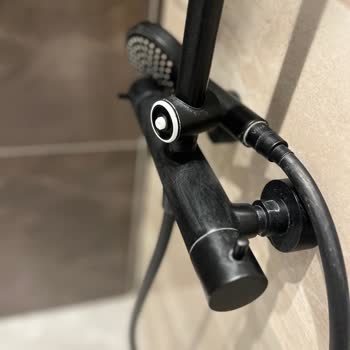 Vitra Banyo Ürünlerinde Kireç Lekeleri Ve Sıçrayan Su Sorunu