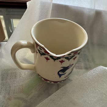 Karaca Züccaciye Paketi Açtığımda Kupanın Kırık Olduğunu Gördüm