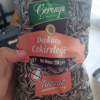 Çerezya Dakota Çekirdeği Paketi Açtığımda Ölü Böcek: Hijyen İhlali