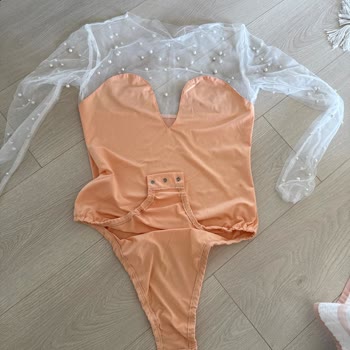 Gecikmeli Ve Kalitesiz Bluz, Monegla’nın Müşteri Aleyhine İade Şartları