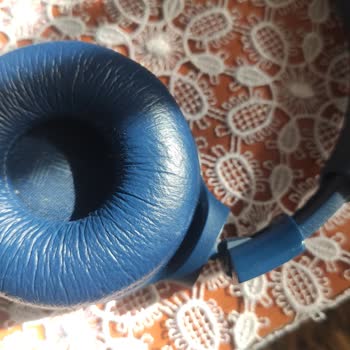 Garanti Kapsamındaki JBL Kulaklıkta Kendi Kendine Kırılma Ve Şarj Sorunu, Ücretsiz Onarım Talebi