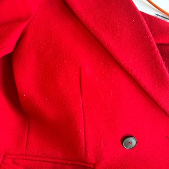 Koton Kırmızı Kabanın Hızlı Yıpranması Ve Ücretsiz Hediye Çeki Talebi