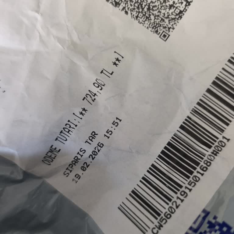 Kurye Yanlış Para Üstü Verdi, Teslimat Gecikti Ve Takip Edilemedi