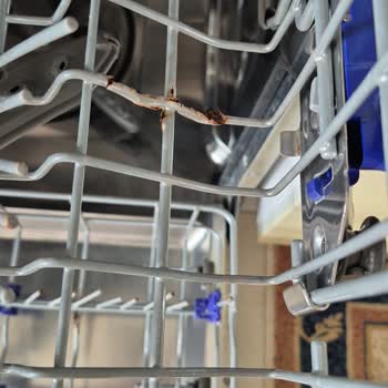 LG D1442CF Bulaşık Makinesi Sepetlerinde Erken Paslanma Sorunu