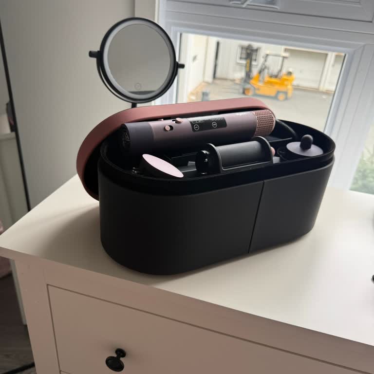 Voltaj Uyumsuzluğu Nedeniyle Dyson Airwrap Kullanılamıyor Ve Ek Ödeme İsteniyor