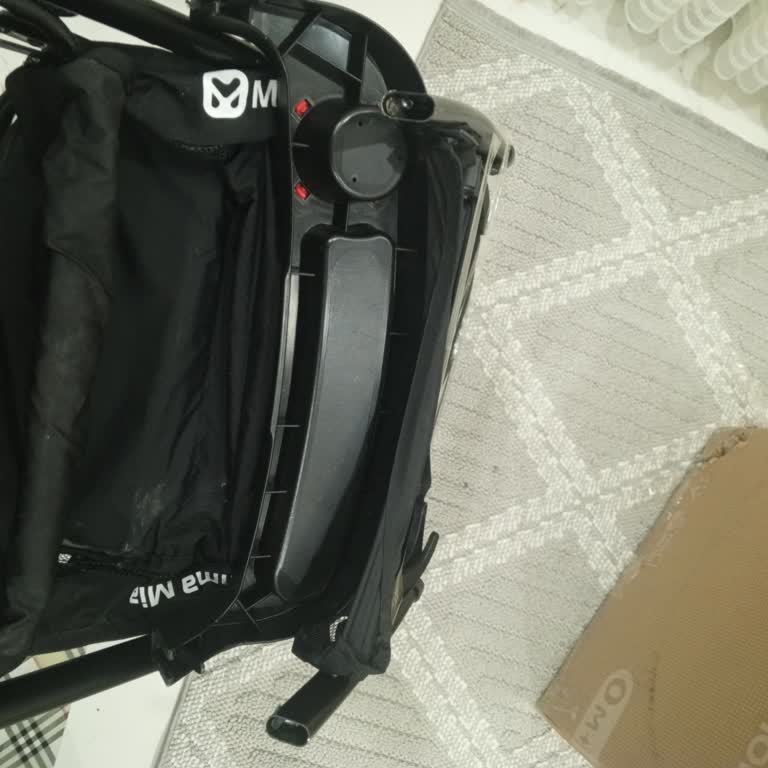 Bebek Arabasının Ön Ayağının Kırılması Ve Güvenlik Riski Nedeniyle Tam İade Talebi