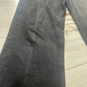 Pantolonun Renk Solması Ve Çizgilenmesi Nedeniyle Değişim Talebi