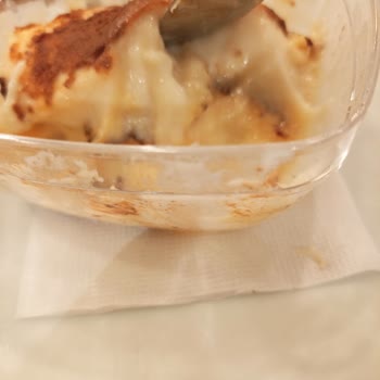 Özsüt Kazandibi Kalitesiz, Lezzetsiz Ve Yumurta Kokulu