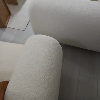 Beyaz Renkli Koltuk Ve Yemek Takımı Yanlış Renk Ve Model İle Gönderildi