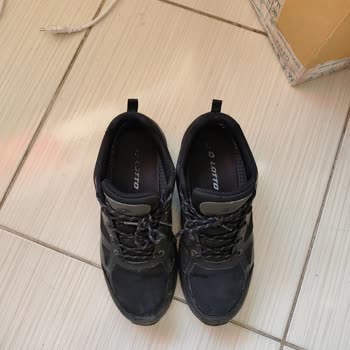 Az Kullanıma Rağmen Yanları Açılan Lotto Ayakkabı, 6 Aylık Garanti Yetersiz