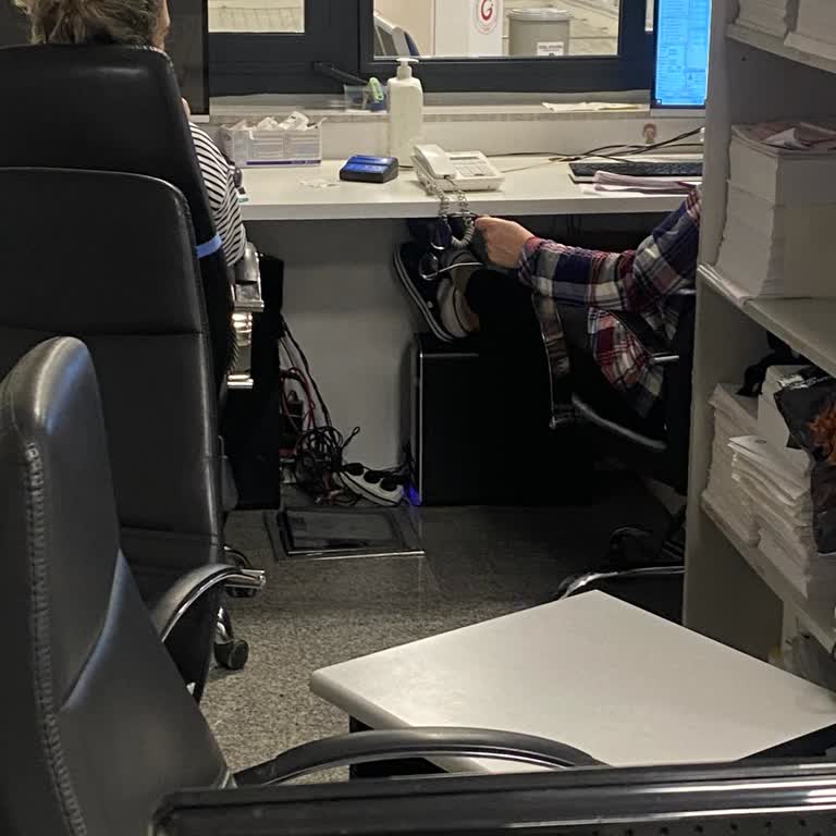 Gülhane Hastanesi Gastroloji Kayıt Sekreterlerinin Saygısız Davranışı