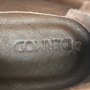 Yanlış Numara Gönderilen Ayakkabı Ve Stok Yok Deyip Çözüm Sunmayan Derimod