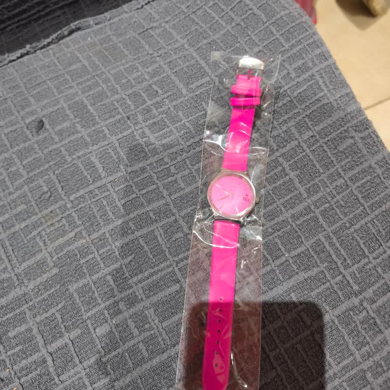 Saat Deposu Siparişimde Metal Kordon Saat Yerine Oyuncak Saat Geldi