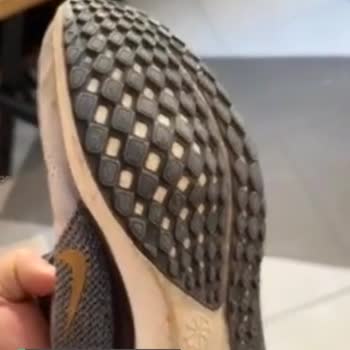 Nike Ayak Tabanında Şişlik, Kalitesiz Ürün