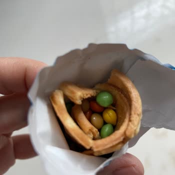 Şölen Ozmo Kornet Çikolatası Boş Çıktı Ve Yenilenmesi Talep Ediliyor