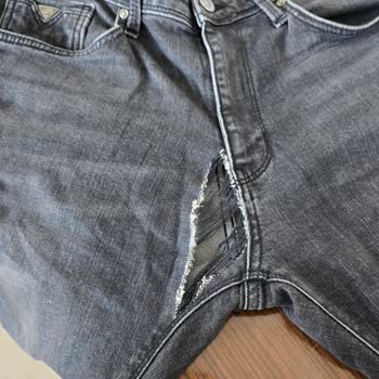 Loft Kot Pantolonunun 2 Ayda Yırtılması Ve Değişim Talebi