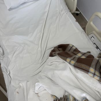 Yüksek Ücret, Yetersiz Hijyen Ve Kalitesiz Yemek