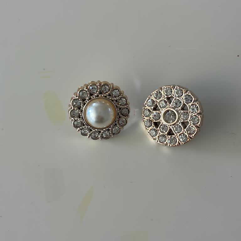 Goblen.com Gönderilen Düğmelerden 1 Tanesi Yanlış Geldi