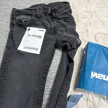 Mavi Pantolonun Kısa Sürede Renk Solması Ve Boya Kırıkları Nedeniyle İade Talebi