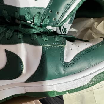 Deri Kırılması Ve Plastik Kokusu Nedeniyle Nike Dunk Low İade Talebi