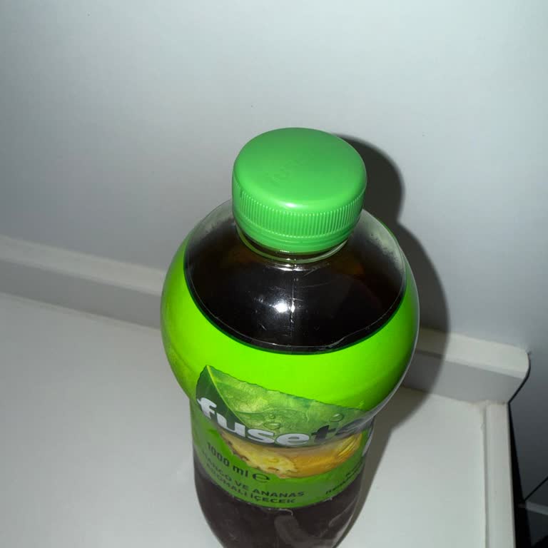 Fuse Tea Şişesinde Son Kullanma Tarihi Eksikliği Müşteriyi Endişelendiriyor