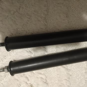 Kanepemin Orta Taşıyıcı Ayaklarındaki Yapısal Hata Ve Garanti Reddine Karşı Ücretsiz Onarım Talebi