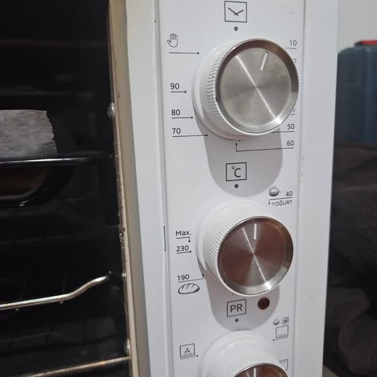 Simfer Fırın Kapak Vidalarının Kırılması Ve Servis Desteği Talebi