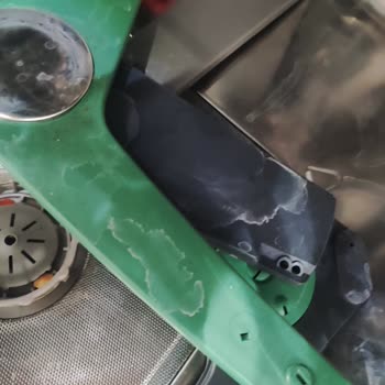 Arçelik Bulaşık Makinesi Pis Su İle Yıkıyor, Değişim Talebi