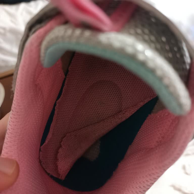 Vicco Çocuk Ayakkabısının İç Tabanı Hızla Deforme Oldu, Müşteri Hizmetinden Yanıt Gelmedi