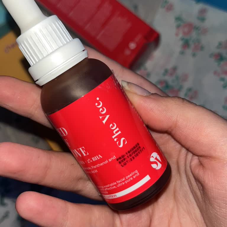 Son Kullanma Tarihi Geçmiş Cilt Bakım Ürünü Satışı