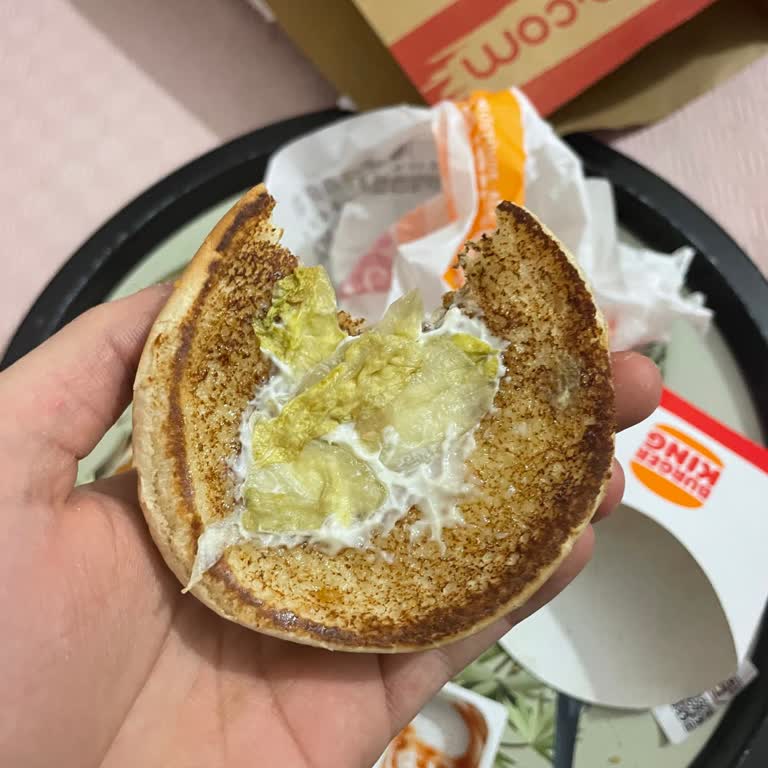 Burger King Bursa’da Bayat Ve Yanmış Ürün Şikayeti