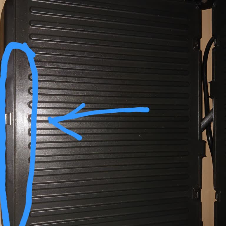 Arçelik TM 6046 Tost Makinesinde Hızlı Aşınma Ve Kabarma