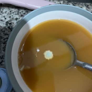 A101 Şubesinde Meyve Suyunda Küf Ve Sağlık Endişesi