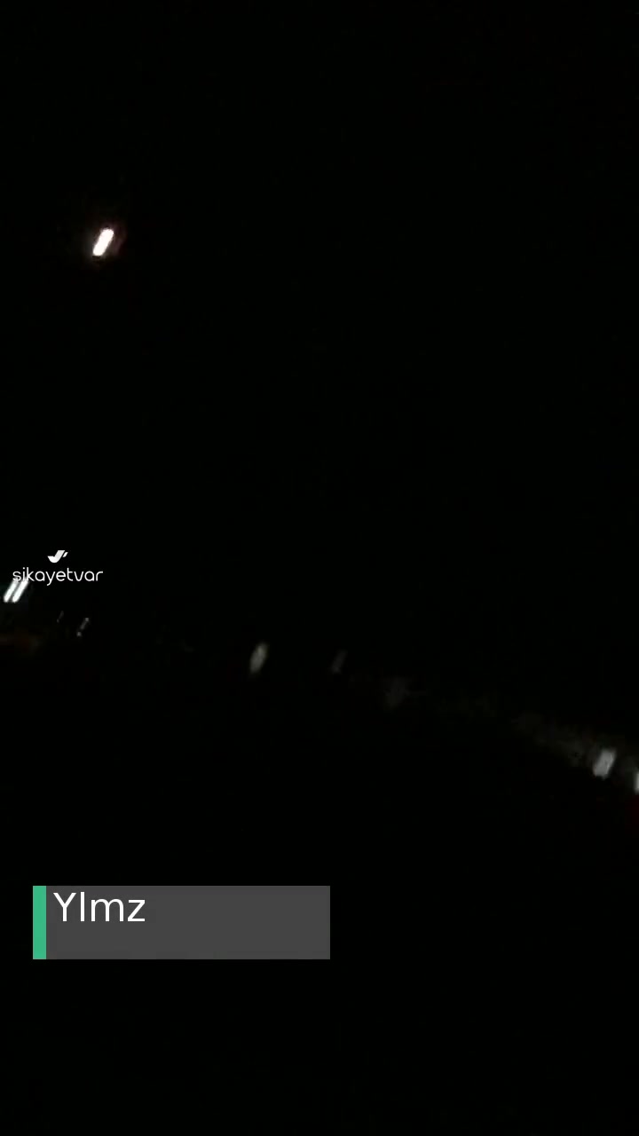 Sabiha Gökçen Havalimanı Pendik Çamçeşme Mah. Bu Uçak Gürültülerinden Son Derece Rahatsız! videonun kapak resmi