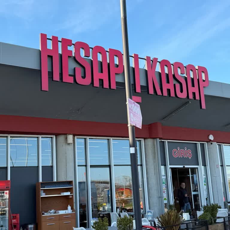 Pati Dostu İddiası Yanıltıcı: Köfteci Yusuf'da Evcil Hayvan Kabul Edilmiyor