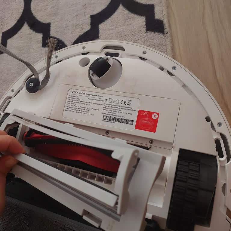 Garanti Süresi İçinde Alt Fırça Kapağı Kırılması Nedeniyle Ücretsiz Onarım Talebi